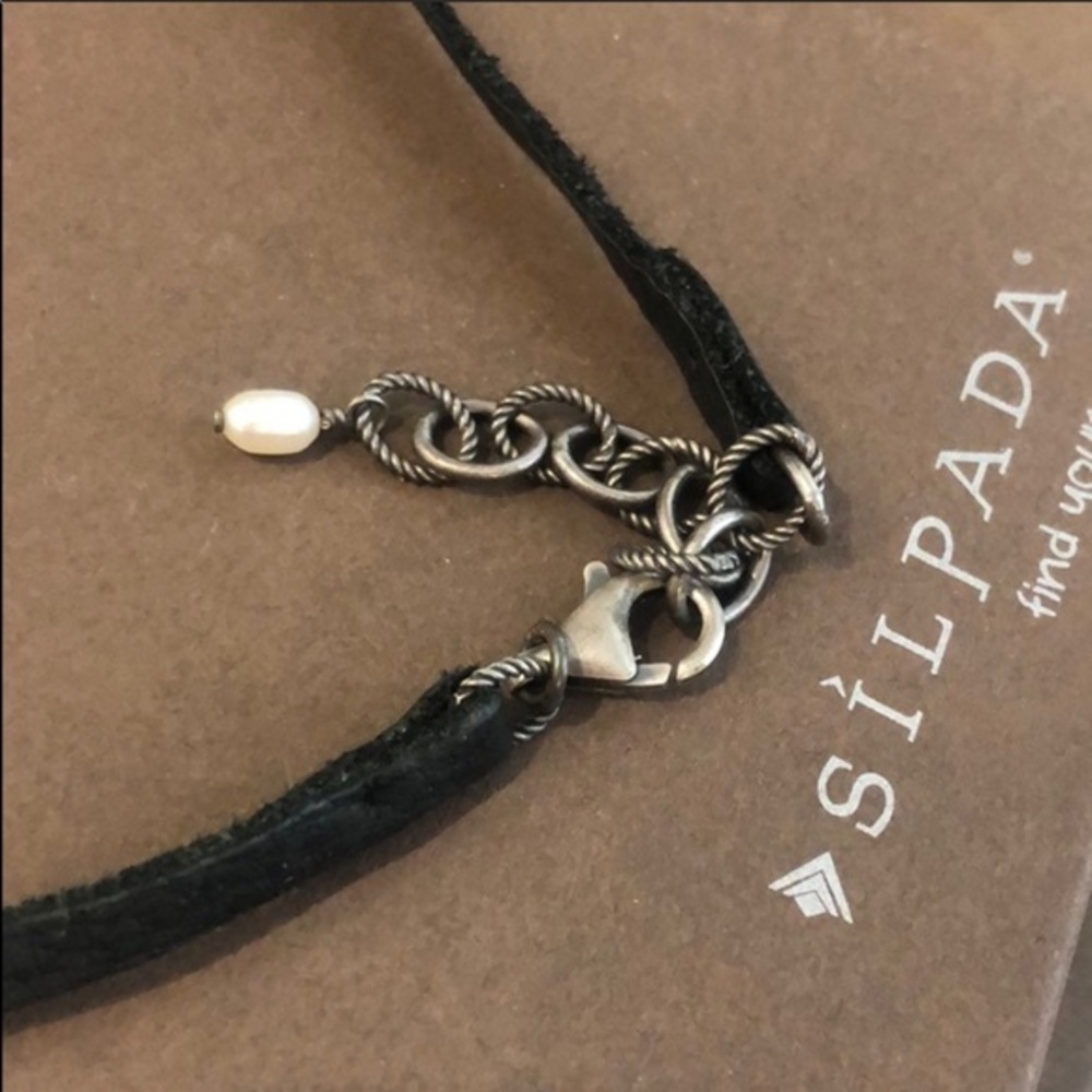 Silpada necklace multi color/multiple gem and pearl necklace  stitched leather - Picture 3 of 4